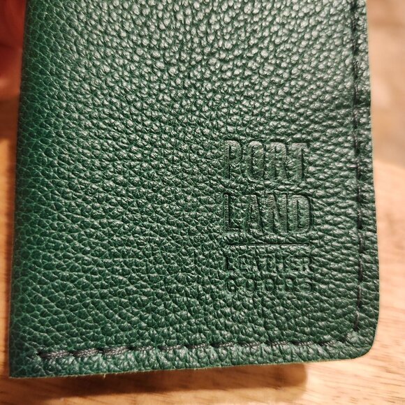 Portland Leather Minimalist Wallet Bacalar Green Slim Card Holder Unisex - Picture 2 of 4